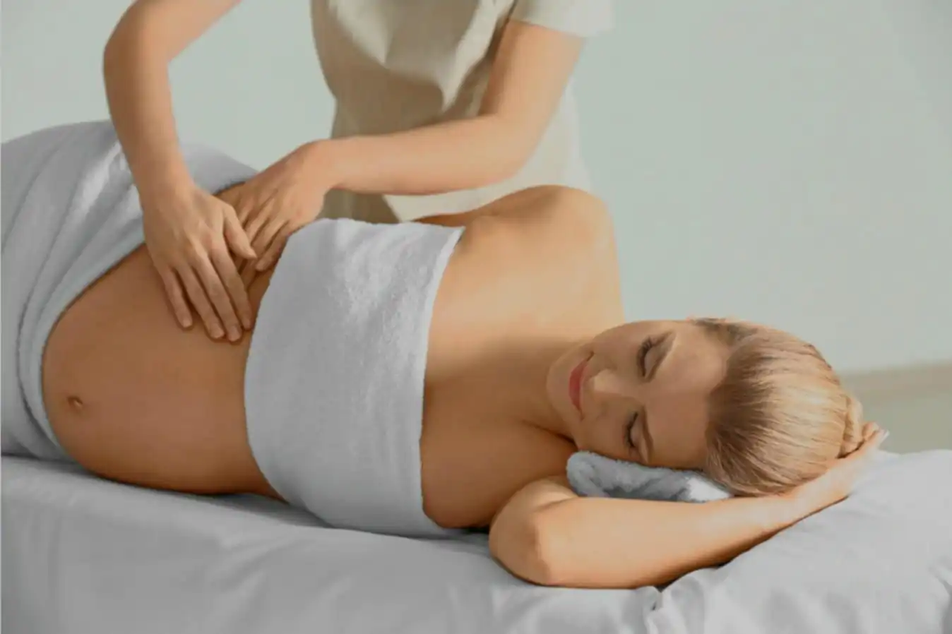  Pregnant massage